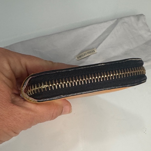 Emilio Pucci Saffron Yellow Leather Zip-Around Wallet – Made in Italy - Picture 9 of 11